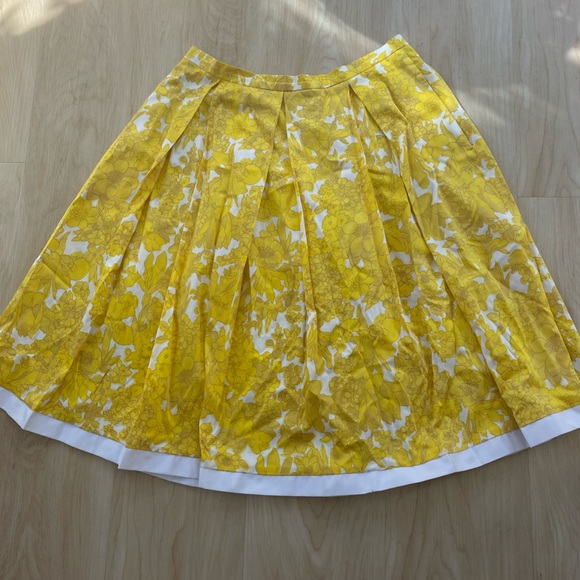 MaxMara Dresses & Skirts - MaxMara weekend balloon style skirt